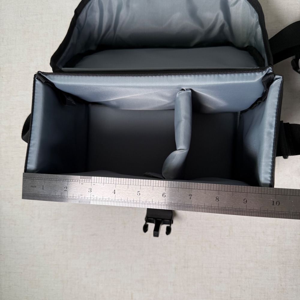 Canon DSLR Camera Shoulder Bag Black Padded Carrying Case with Adjustable Strap - Picture 5 of 8